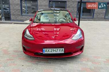 Седан Tesla Model 3 2019 в 