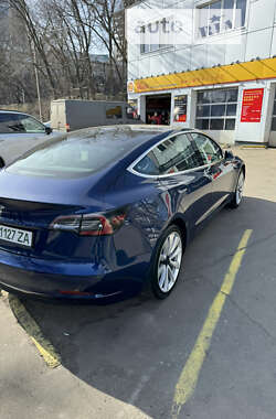 Седан Tesla Model 3 2019 в Дніпрі