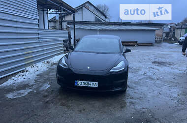 Седан Tesla Model 3 2021 в Тернополі