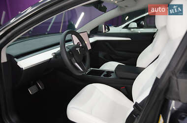 Седан Tesla Model 3 2021 в Полтаві