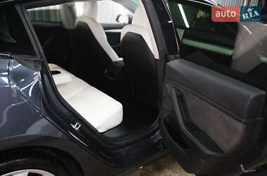 Седан Tesla Model 3 2021 в Полтаві
