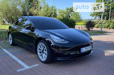 Седан Tesla Model 3 2022 в Києві