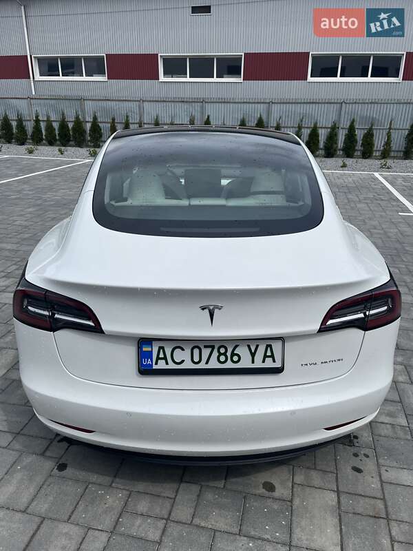 Седан Tesla Model 3 2021 в Луцьку фото 8 Седан Tesla Model 3 2021 в Луцьку