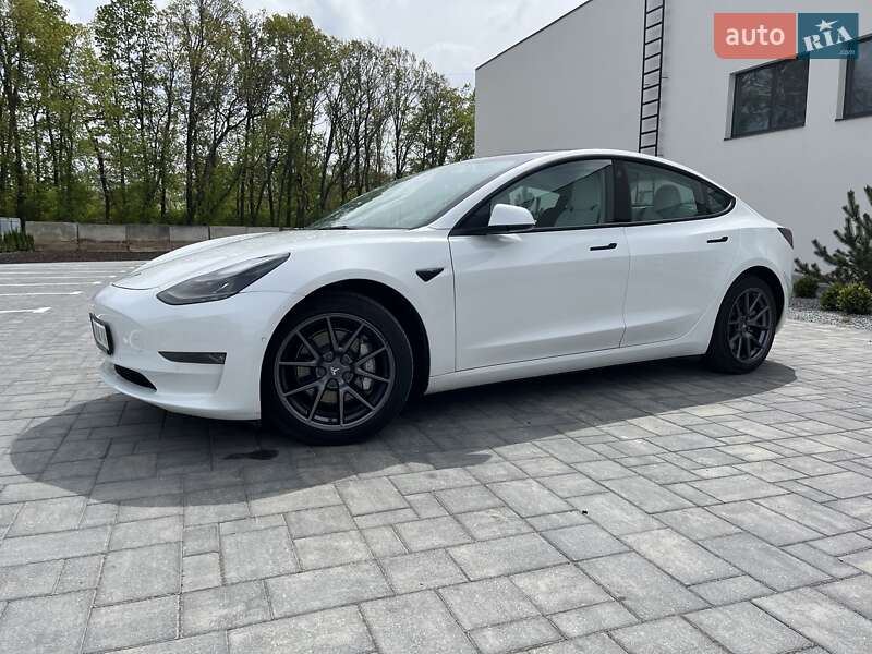Седан Tesla Model 3 2021 в Луцьку фото 38 Седан Tesla Model 3 2021 в Луцьку