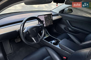 Седан Tesla Model 3 2018 в 