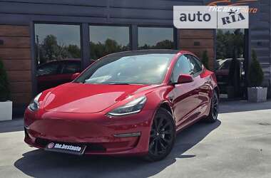 Седан Tesla Model 3 2022 в Рівному