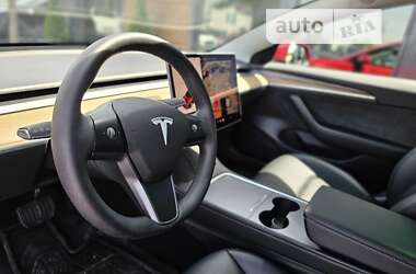 Седан Tesla Model 3 2022 в Рівному