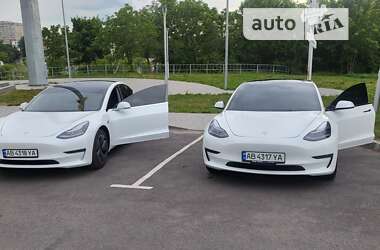 Седан Tesla Model 3 2020 в Вінниці