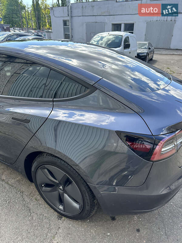 Седан Tesla Model 3 2022 в Києві