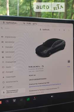 Седан Tesla Model 3 2023 в Львове