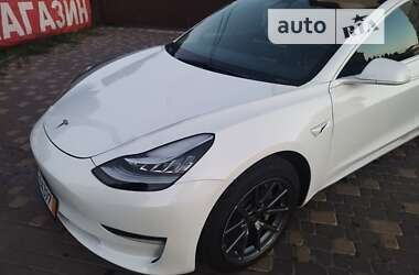 Седан Tesla Model 3 2018 в Вінниці