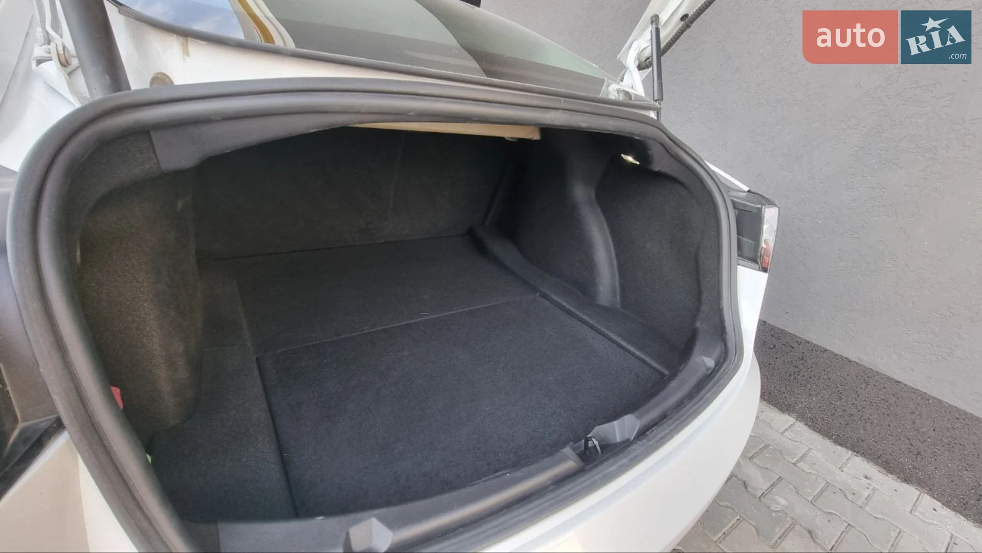 2022 Tesla Model 3 - мініатюра 24