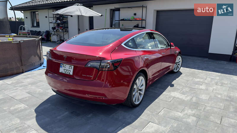 Седан Tesla Model 3 2018 в Луцке фото 5 Седан Tesla Model 3 2018 в Луцке