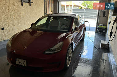Седан Tesla Model 3 2018 в 