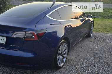 Седан Tesla Model 3 2020 в Києві