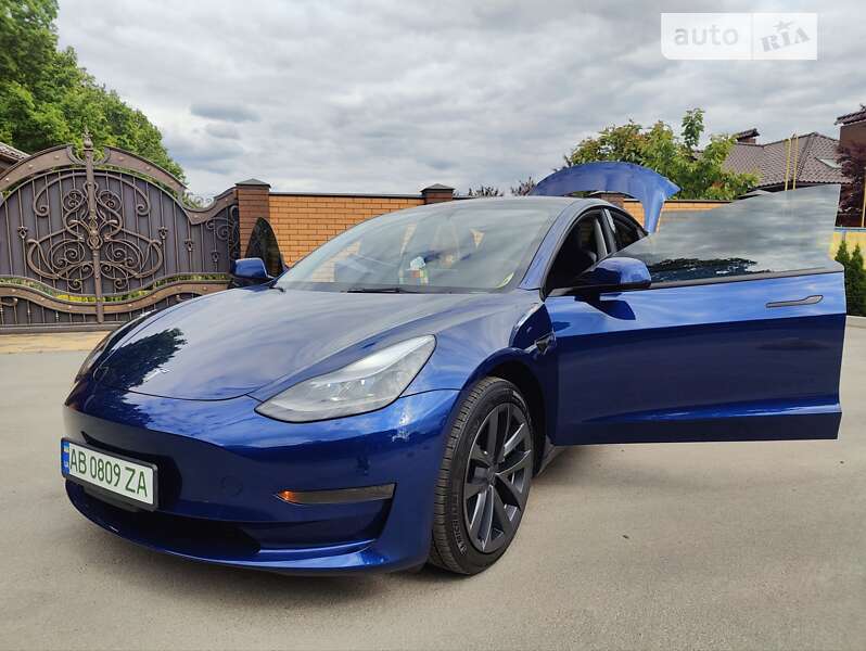 Седан Tesla Model 3 2022 в Вінниці