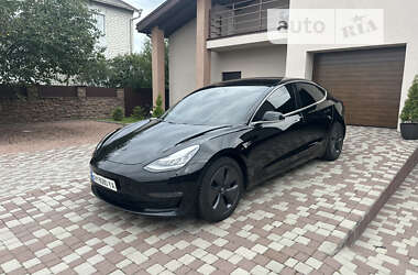 Седан Tesla Model 3 2019 в Житомирі