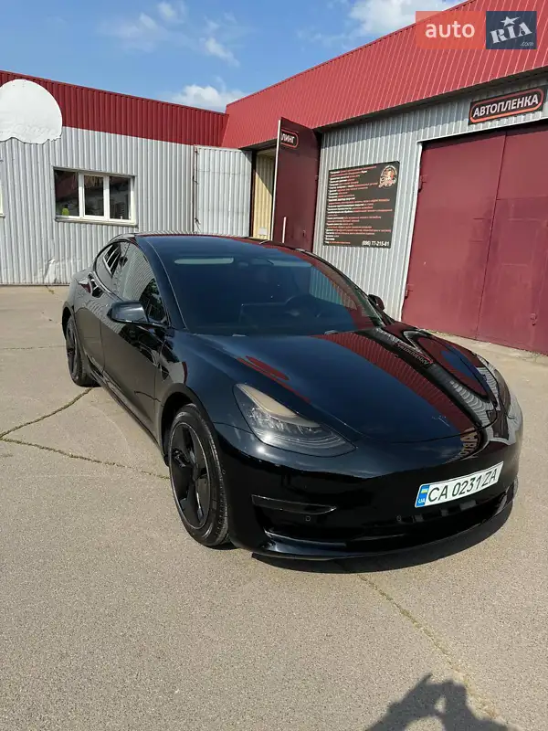 Tesla Model 3 2019