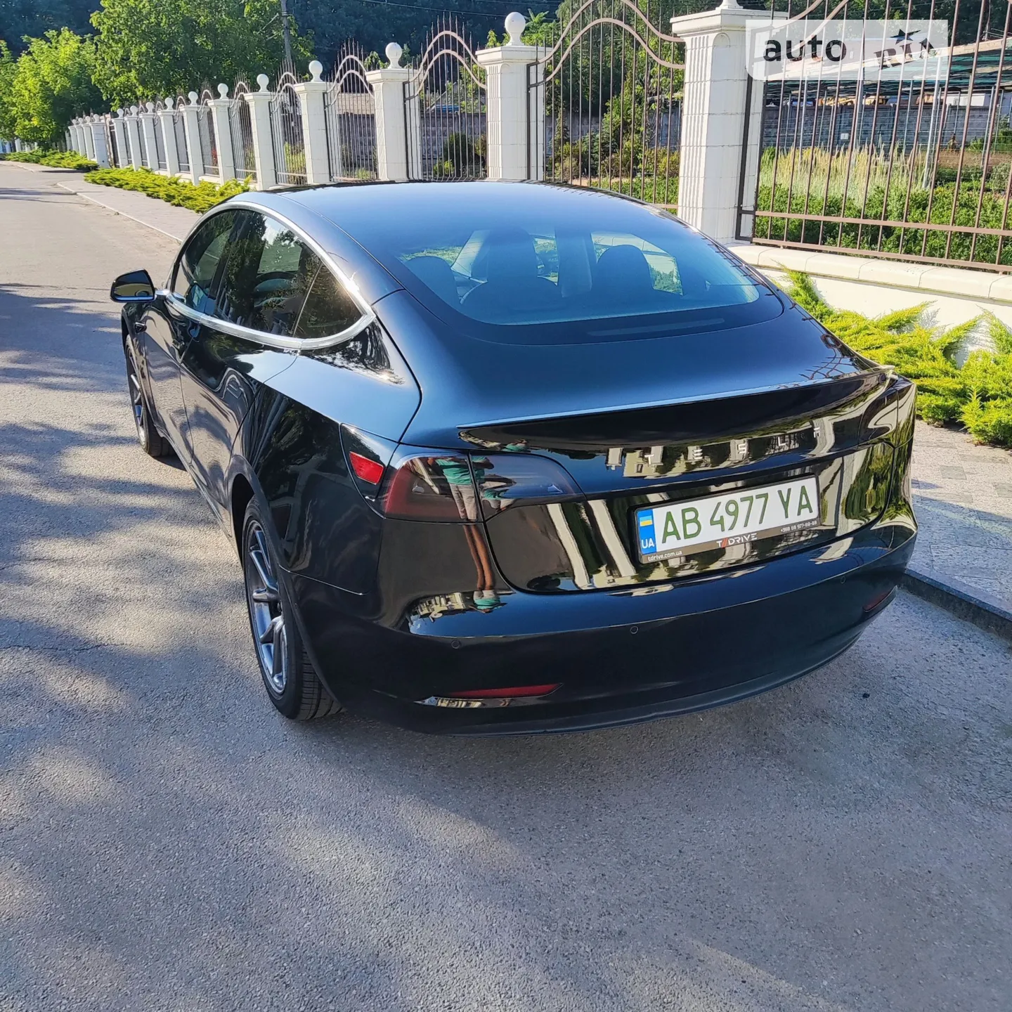 2018 Tesla Model 3 - мініатюра 13