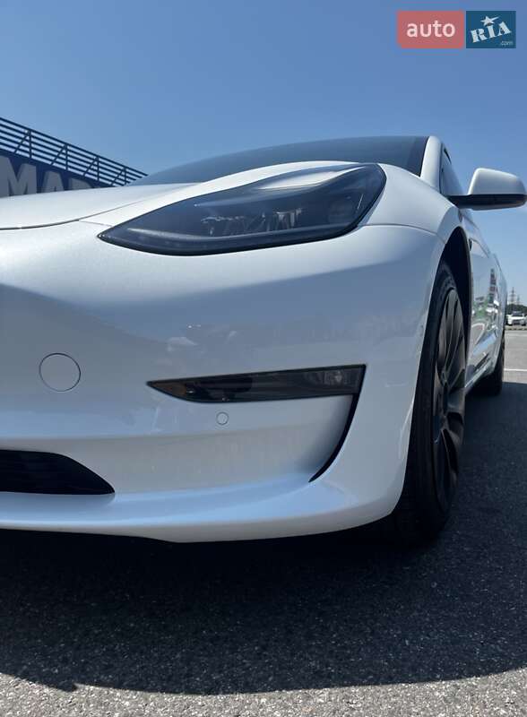 Седан Tesla Model 3 2021 в Полтаві