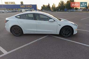 Седан Tesla Model 3 2018 в Житомирі