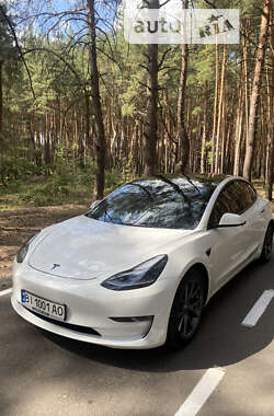 Седан Tesla Model 3 2022 в Полтаві