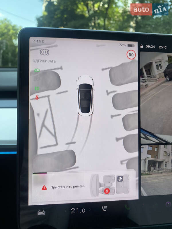 Седан Tesla Model 3 2022 в Полтаве