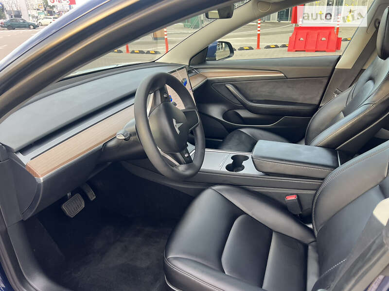 Седан Tesla Model 3 2023 в Білогородці фото 11 Седан Tesla Model 3 2023 в Білогородці