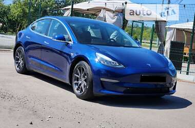 Седан Tesla Model 3 2019 в Киеве