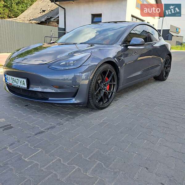 Tesla Model 3 2021
