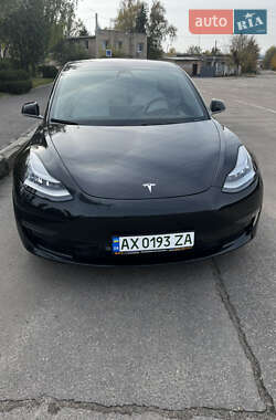 Седан Tesla Model 3 2018 в 