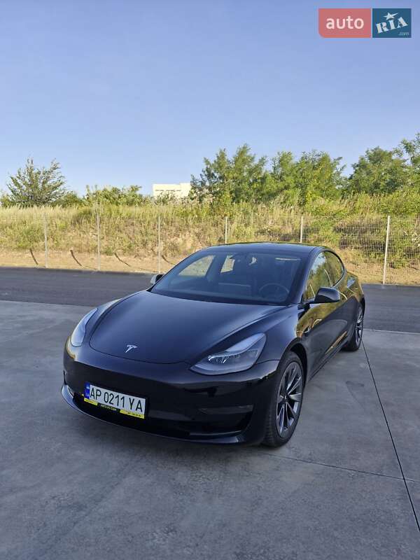 Седан Tesla Model 3 2021 в Дніпрі