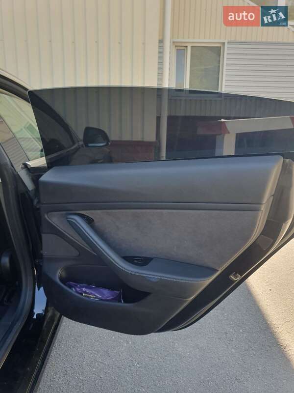 Седан Tesla Model 3 2018 в Хмельницькому