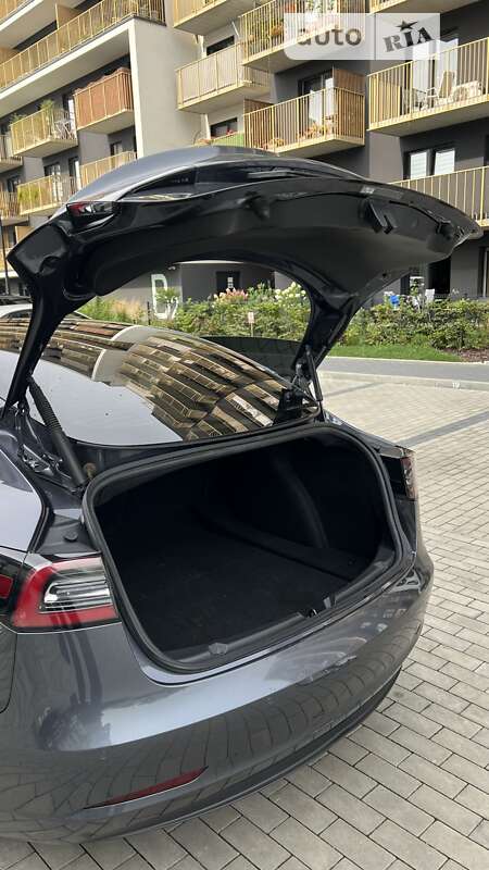 Седан Tesla Model 3 2021 в Харькове