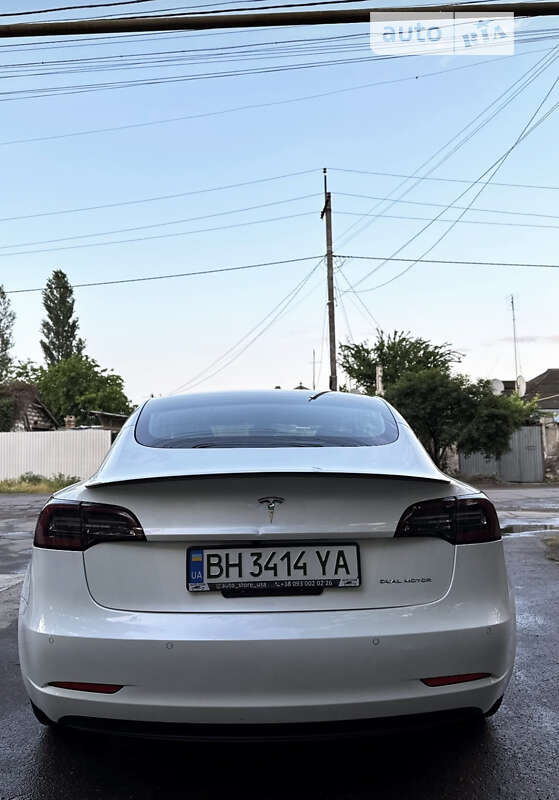 Седан Tesla Model 3 2020 в Одессе фото 3 Седан Tesla Model 3 2020 в Одессе