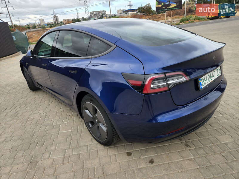 Седан Tesla Model 3 2018 в Одесі