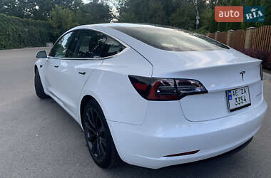 Седан Tesla Model 3 2018 в 