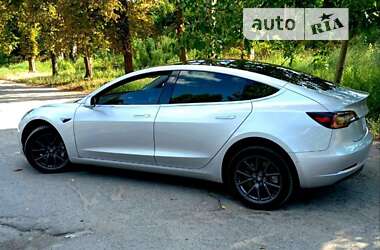 Седан Tesla Model 3 2018 в Нікополі