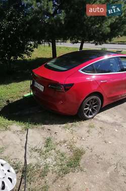 Седан Tesla Model 3 2018 в Киеве
