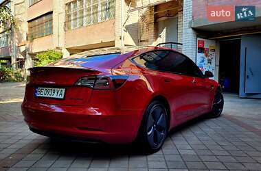 Седан Tesla Model 3 2019 в Николаеве