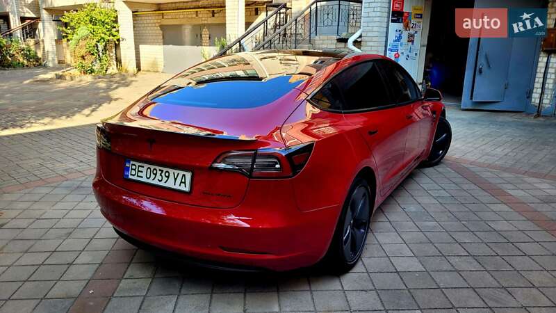 Седан Tesla Model 3 2019 в Николаеве