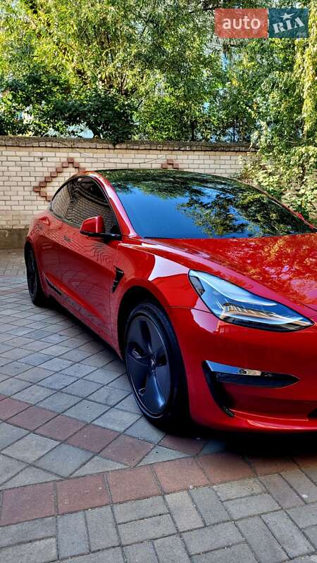 Седан Tesla Model 3 2019 в Николаеве