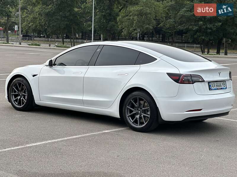 Седан Tesla Model 3 2020 в Києві фото 14 Седан Tesla Model 3 2020 в Києві