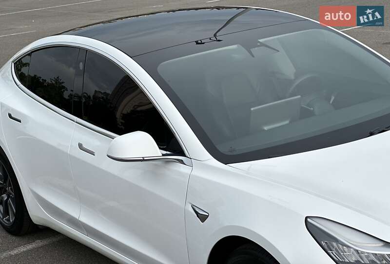 Седан Tesla Model 3 2020 в Києві фото 4 Седан Tesla Model 3 2020 в Києві