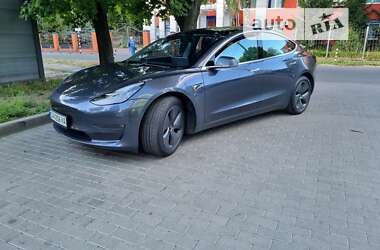 Седан Tesla Model 3 2019 в Чернігові