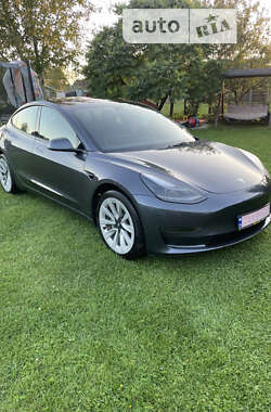 Седан Tesla Model 3 2022 в Стрые