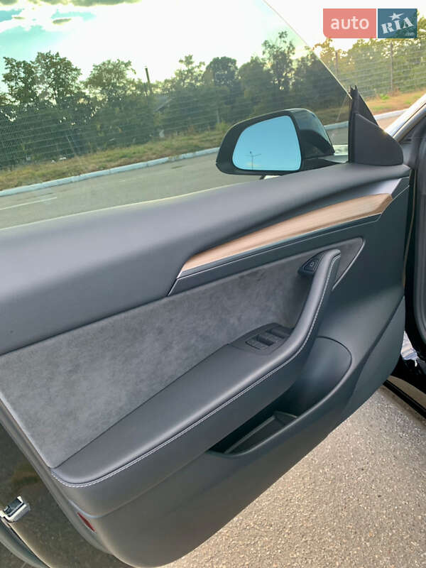 Седан Tesla Model 3 2022 в Харькове фото 23 Седан Tesla Model 3 2022 в Харькове