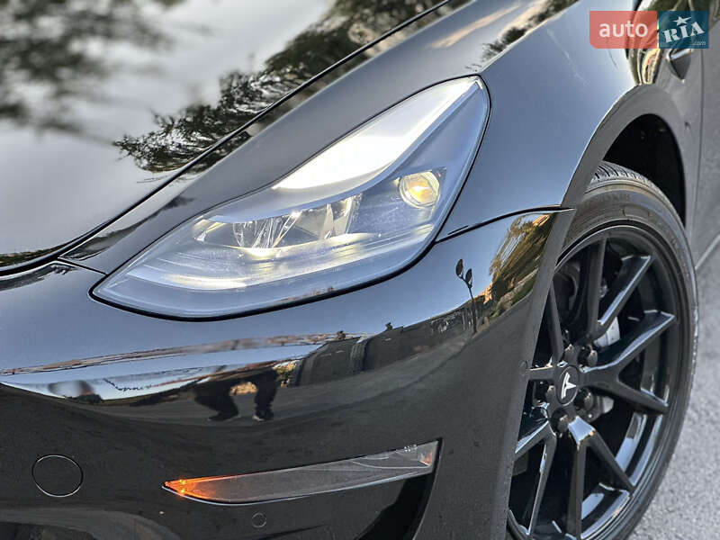 Седан Tesla Model 3 2021 в Харькове фото 13 Седан Tesla Model 3 2021 в Харькове