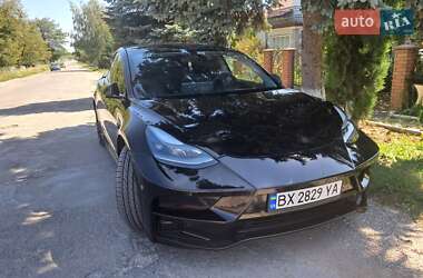 Седан Tesla Model 3 2021 в 