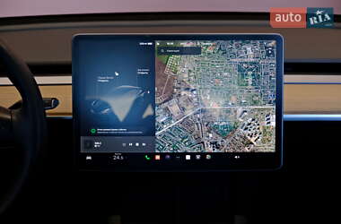 Седан Tesla Model 3 2021 в Одесі